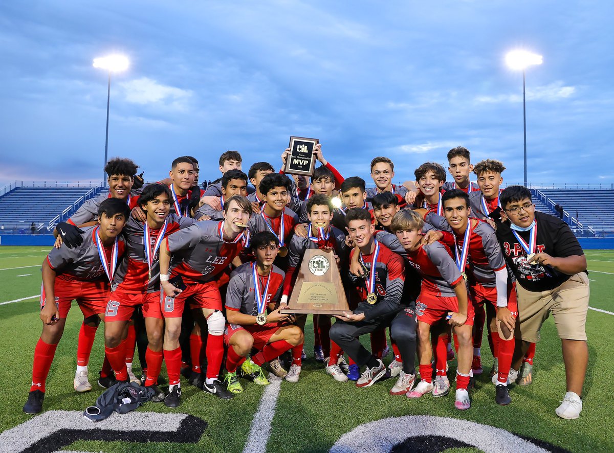 LEEVOLSSOCCER's tweet photo. Hi this is Coach David Rogers with San Antonio LEE Boy’s Soccer.  Please support your 2021 6A State Champions as we prepare to defend our title. Please click https://t.co/kVTka1jgXC or text Give to 44944 to help our program reach $5000.  Thank you for your support! https://t.co/LKkn4NQHU7