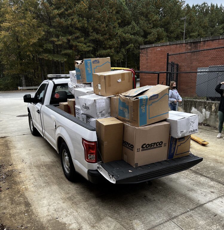 Thank you to Harrison Student Council for spearheading our school wide canned food drive for the Center for Family Resources! #HoyasGiveBack