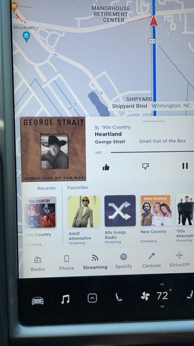 The King 👑 https://t.co/EpDTNfqNzg<a href="/tag/starlink"class="tags"><span>#starlink</span></a>