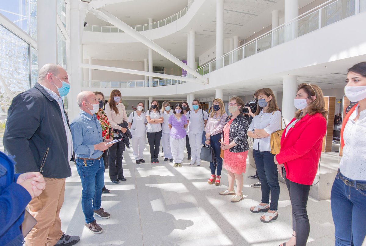 ULPSanLuis's tweet photo. Alumnos de enfermería de #ULPVirtual visitaron el Hospital “Ramón Carrillo”
La actividad se dio en el marco de una visita al Hospital de la Red de Universidades e Institutos Puntanos.
Más Info ➡ https://t.co/4ywo0WW4kr
#LicenciaturaEnEnfermería #HospitalRamónCarrillo https://t.co/Yw5mrhQAj2