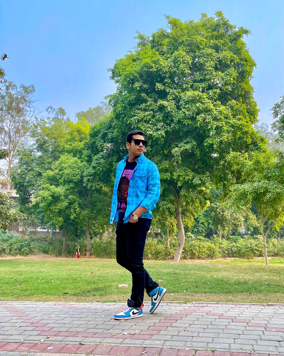 ghameesulmohsin's tweet photo. It doesn’t matter what you do, only matters what they think you’ve done. 
________________________________
[Fashion By Ghamees]
.
.
.
#Devilogger #Ghamees #fashionbyghamees #FashionByGhamees #MrGhamees #TheMaverick #devil #vlogger #TheDevilogger #model #style #peace N #love https://t.co/X7Fwcp3fWM
