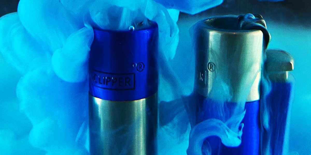 CLIPPERMX's tweet photo. ¡Un nuevo diseño de Clipper Metal llega a México!
Así es, se trata de nuestro modelo Blue & Silver en dos variantes de color y tiene que formar parte de tu colección.
¿Ya lo tienes?
Colección: Clipper Metal Blue & Silver
#ClipperReusableLighter #ClipperMetal #Clipper https://t.co/Q8DYnK4N2p
