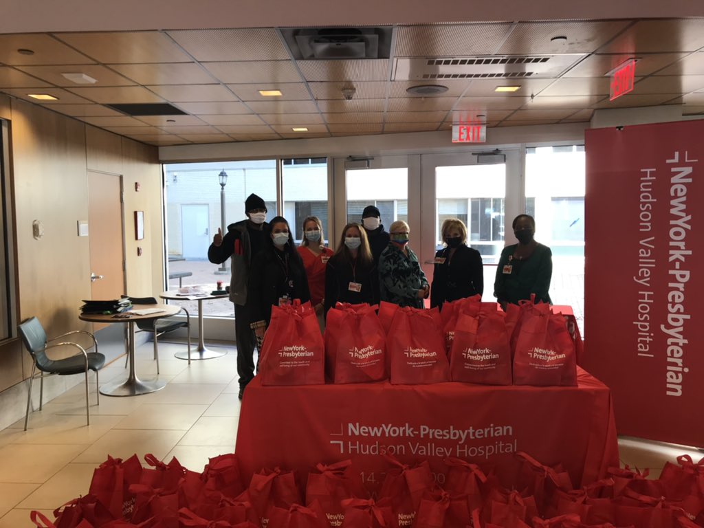 This year’s Thanksgiving Food Drive was a success @NYPHVH and team! We have over 100 bags so far woohoo! We are here until 1pm today! Thank you for all your support!!!#NYPBeHealthy <a href="/CarenaLowenthal/">Carena Lowenthal</a> <a href="/NYPgreen/">Monika Sheikh</a>