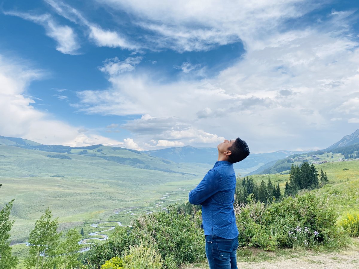 StudyColorado's tweet photo. Happy #InternationalEducationWeek! 
Did You Know....
International students come to Colorado from almost every country in the world, with the most from China, India, Saudi Arabia, Kuwait and South Korea.
#IEW #IEW2021 https://t.co/XqsL80iWfb