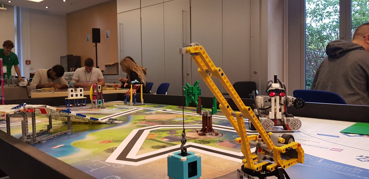 Great workshop on. How to test the stupid out of your transformation!
And yes...with LEGO! Thanks 💚🙌🤩 <a href="/MartyOO/">Martijn Oost</a> <a href="/MartijnNas/">MartijnNas</a> #AgileTD