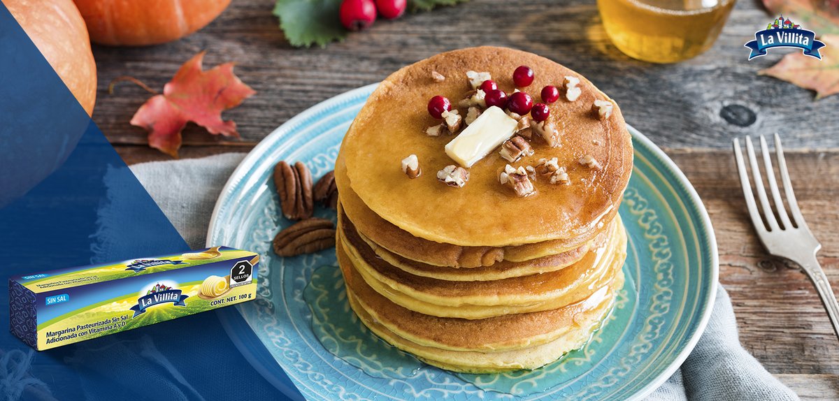 ¡El domingo es para hotcakes con margarina La Villita!  Deja un❤️Si a ti también se te antojaron.​
​
Receta completa en 👇
recetario.lavillita.com.mx​

#LaVillita #MargarinasLVI #Comida #Cocina #DeliciosoSabor #Yummy #QuieroMás