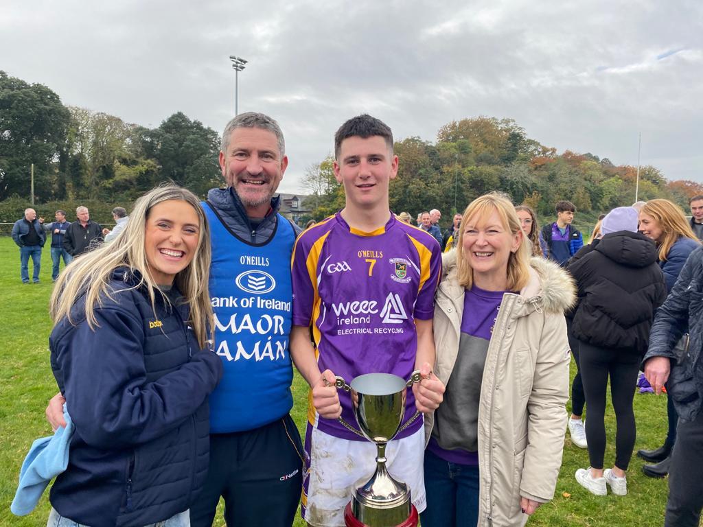 ThePanelDublin's tweet photo. As supporters of @KCrokesGAAClub, we'd like to wish them the very best at the Dublin Senior Football Championship this weekend &amp; congratulate the Kilmacud Crokes Senior Hurling &amp; Minor Football teams on their recent wins. 🎉🏆🎉
 
Special mention to @FergalKeys and son Eoin! 👏 https://t.co/IJSRg7N6ra