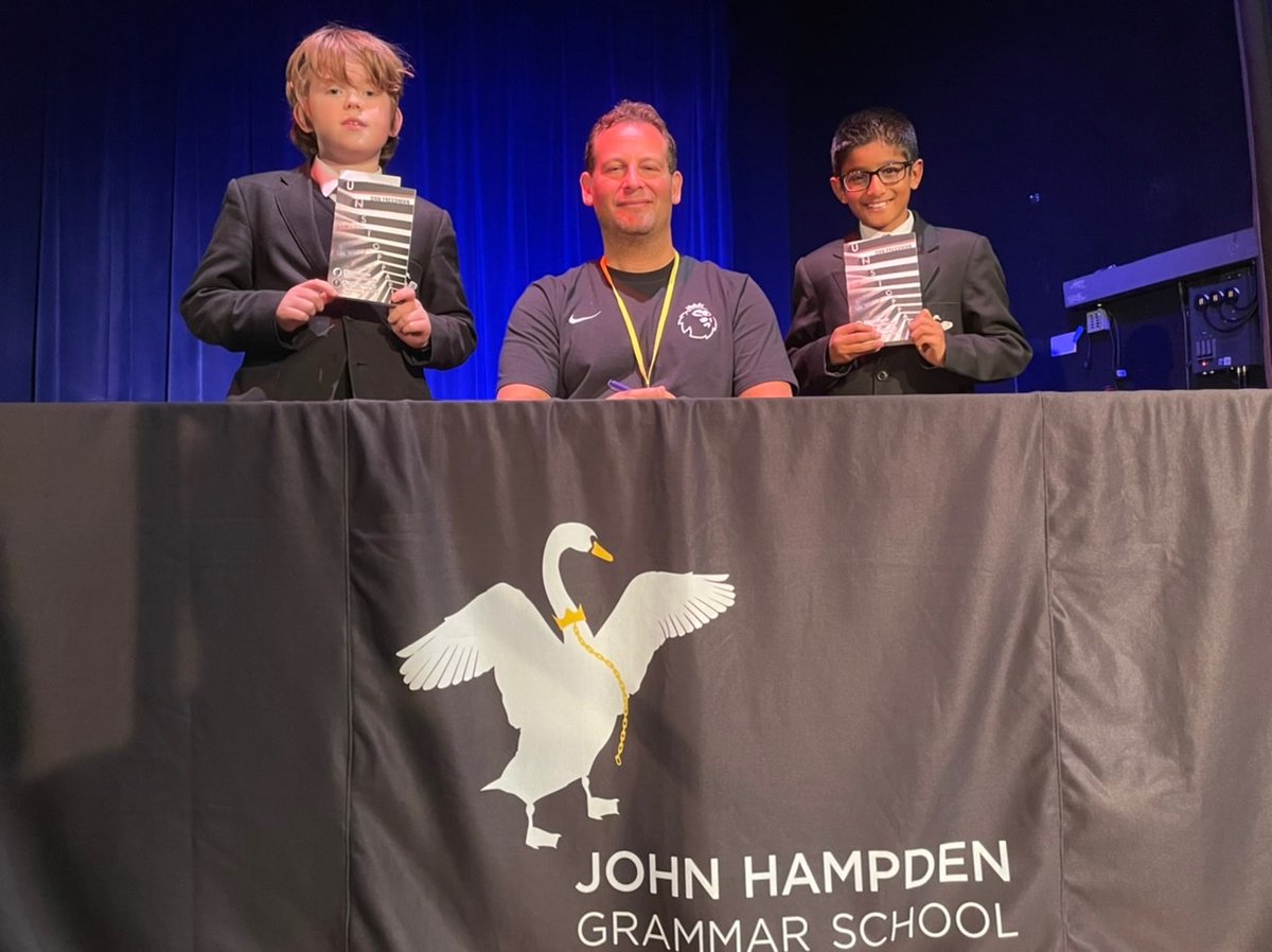 JHGSHW's tweet image. Great to have @DanFreedman99 in school today speaking to Years 7 and 8 and reading from his latest book, Unstoppable.