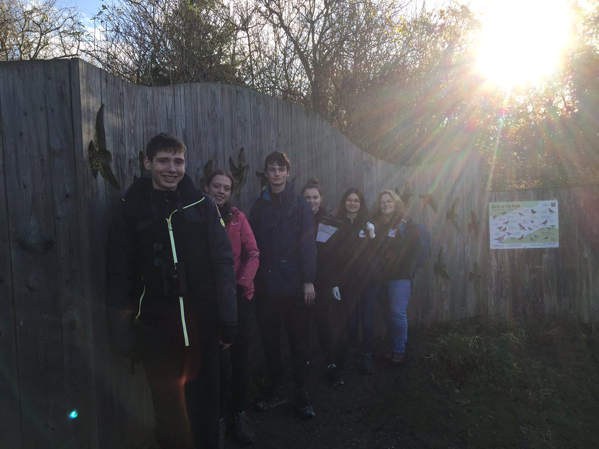 NickMarriner1's tweet photo. Out @bbowt @college_lake today with John Craven &amp; @BBCCountryfile filming a piece with our inspirational young @ChilternsCCC New Shoots volunteers. Inspirational young people getting the chance to shout about &amp; share their passion &amp; project 👍👏 Brilliantly led @chilternrangers https://t.co/2O9S2Sr5ZC