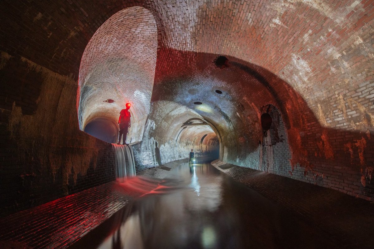 lifeofthurbz's tweet photo. Beneath the city in a 8.5 mi long drain that dates back to 1803 must’ve been one of the most tiring but exhilarating missions. https://t.co/JWgl6ZLcpK