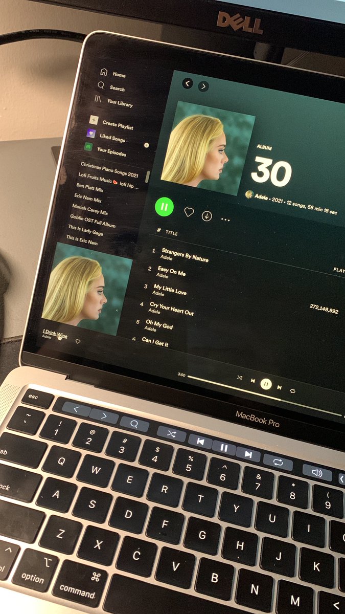 apdujua's tweet photo. "I Drink Wine" will be looping for the next 12 months 🥲#Adele  #Adele30 https://t.co/LmsgJZHWHy