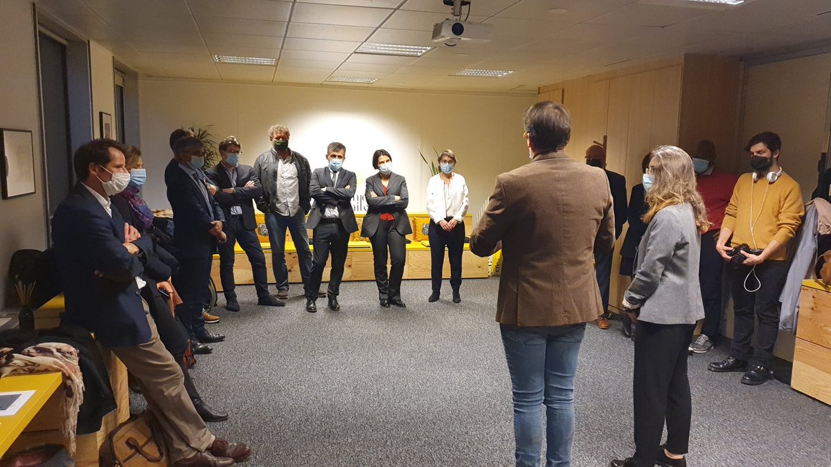 GenieEcologique's tweet photo. Ce soir, remise des diplômes #Kalisterre aux deux premières entreprises qualifiées. Une grande émotion pour cet aboutissement d'un long travail collectif de la filière !
Bravo à #JuraNaturaServices (Damien Vendé) et #VCMF (équipe de @VINCI @VINCIConstruc) https://t.co/getggjGlOr