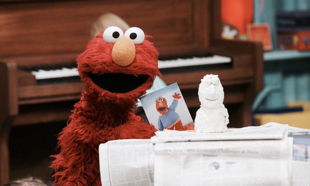 retrochenta's tweet photo. Hoy hace 36 años que Elmo apareció por primera vez en "Sesame Street". https://t.co/YTXQ2WFyG2