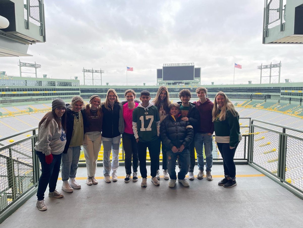 CarthageTech's tweet image. FBLA students made a stop at Lambeau Field on their way to National Fall Leadership Conference. #choosecte #fblanflc