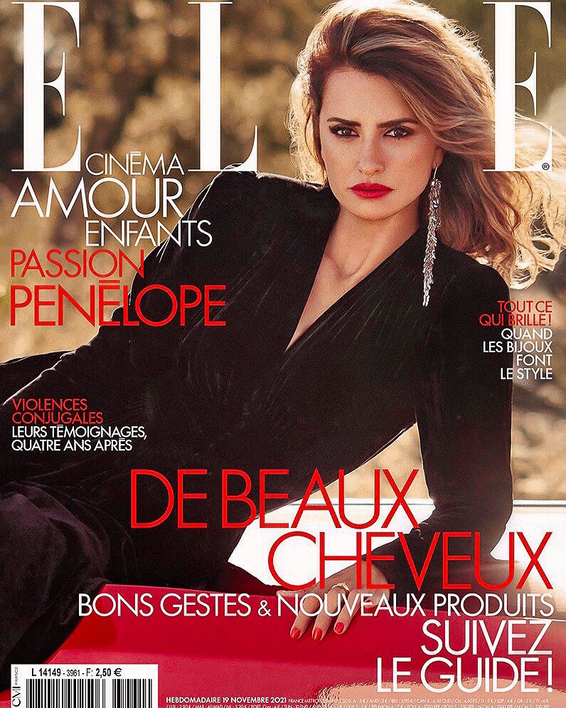 color.  Elle spain, Fashion magazine cover, Fashion cover