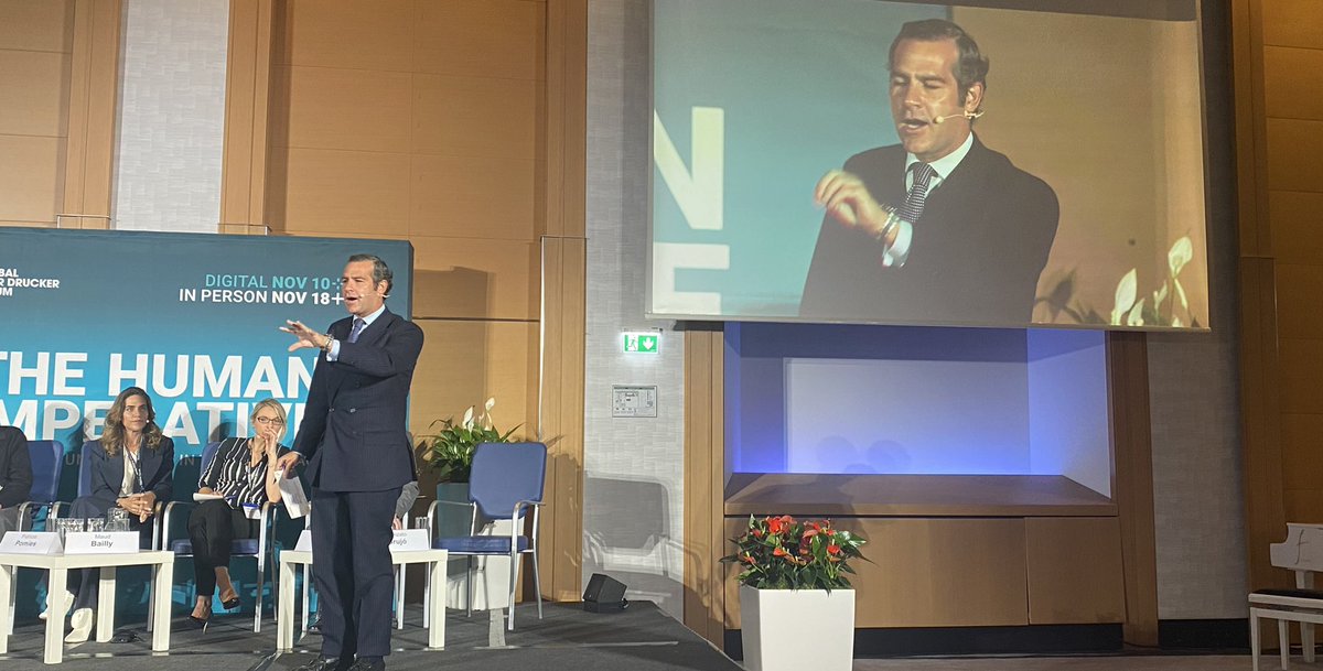 GDruckerForum's tweet photo. We have too much data and not enough leadership.
Data doesn't move employees and clients. If you want to create engagement you need leadership.
@GonzaloBrujo
@Interbrand
#DruckerForum https://t.co/c18taJWmJv