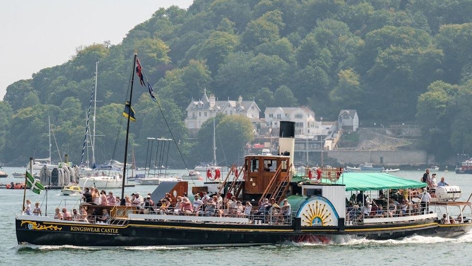 #KingswearCastle is the last remaining coal-fired #paddlesteamer in the UK, offering an unparalleled experience 🛶 

Built in 1924, she has been lovingly restored to her former glory.

Have you travelled on Kingswear Castle before?

📷  Share your photos with us!