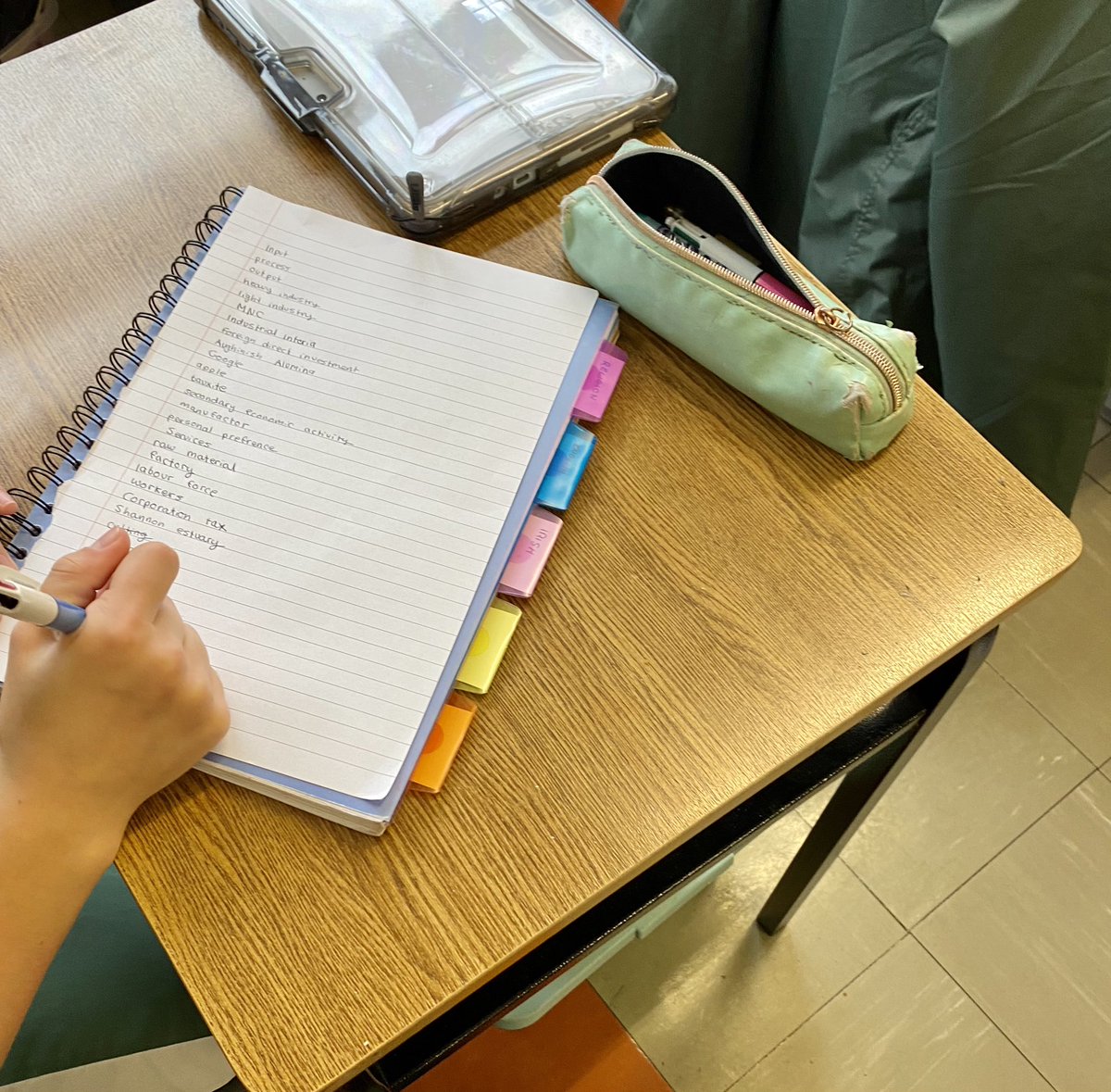 msdoylec's tweet photo. Today we played The Game of Crossing Out (@__codexterous). Task: write down as many words as possible to do with secondary economic activities. Positive feedback with the students having lots of fun and wanting to do this in the future with other topics. #retrieval #jcgeog 🌍🏭 https://t.co/4WSUGlH2x6