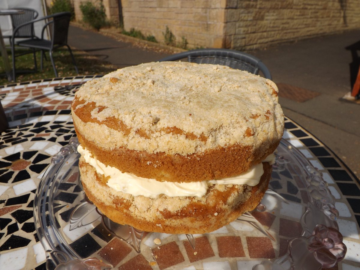 Blueberrys_cafe's tweet photo. We're back open tomorrow, Friday 19th November at 9am. Cakes for tomorrow are Lemon Drizzle, Apple Crumble, Chocolate Orange and Coffee and Walnut #Shanklincafe #blueberryscafe #delicious #cake #visitisleofwight #yummycake #cakeandcoffee #Lavazza https://t.co/OyBLyehesr