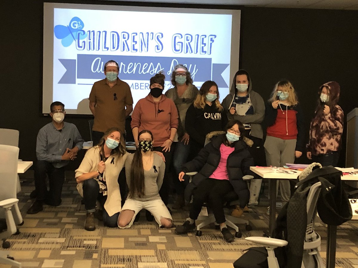 ResilientRebels's tweet photo. RR #Youth wearing #BlueRibbons &amp; #BlueBalloons in honour of Children’s Grief Awareness Day  #Support 4 all children grieving the loss of someone special #cgadHOPE #SafeSpace #Conversation #Community #GriefJourney #Heal #Honour #Remember #2gether @HummingbrdHope @bounceforwardwr https://t.co/eciL0I00s6