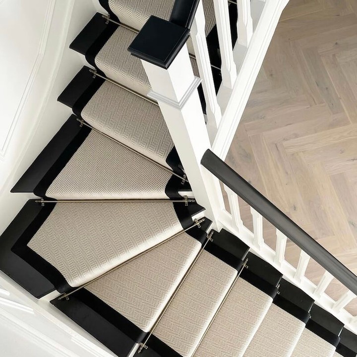 Transform your home from basic and boring to stylish and chic with something as simple as a stair runner to liven up your landings.

Discover more of our home styling inspirations.
thecarpetgiant.co.uk
 
📸:: alternativeflooring on Instagram