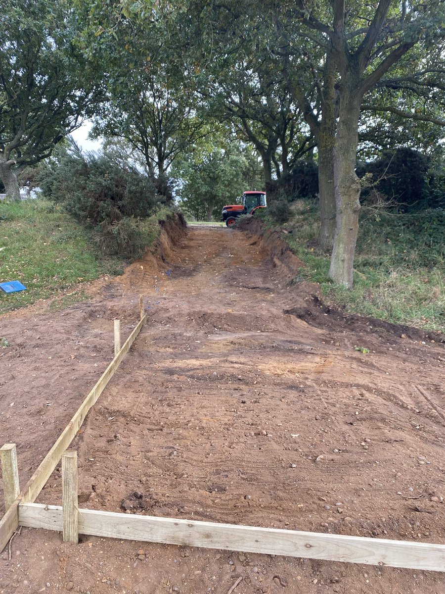 Aaron Allibon tweet media