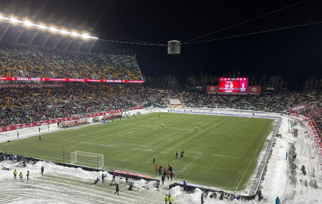 Canadá tomó el liderato de la clasificación de Concacaf al Mundial de Catar 2022🔝⚽🇨🇦

Canadá demostró el buen momento que está viviendo al vencer 2-0 a México ante 50,000 espectadores en Edmonton🙌👏💪

Conoce más acá⬇️⬇️⬇️

torontohispano.com/publicacion/ca…