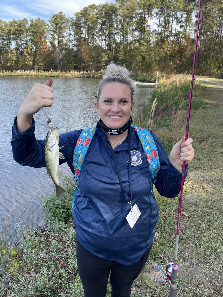 CatMomWV's tweet photo. It’s a great day @BlythewoodHigh to go fishing! 🎣 #FirstBass #BHSPond #BengalScience https://t.co/wkGdiKXbYK