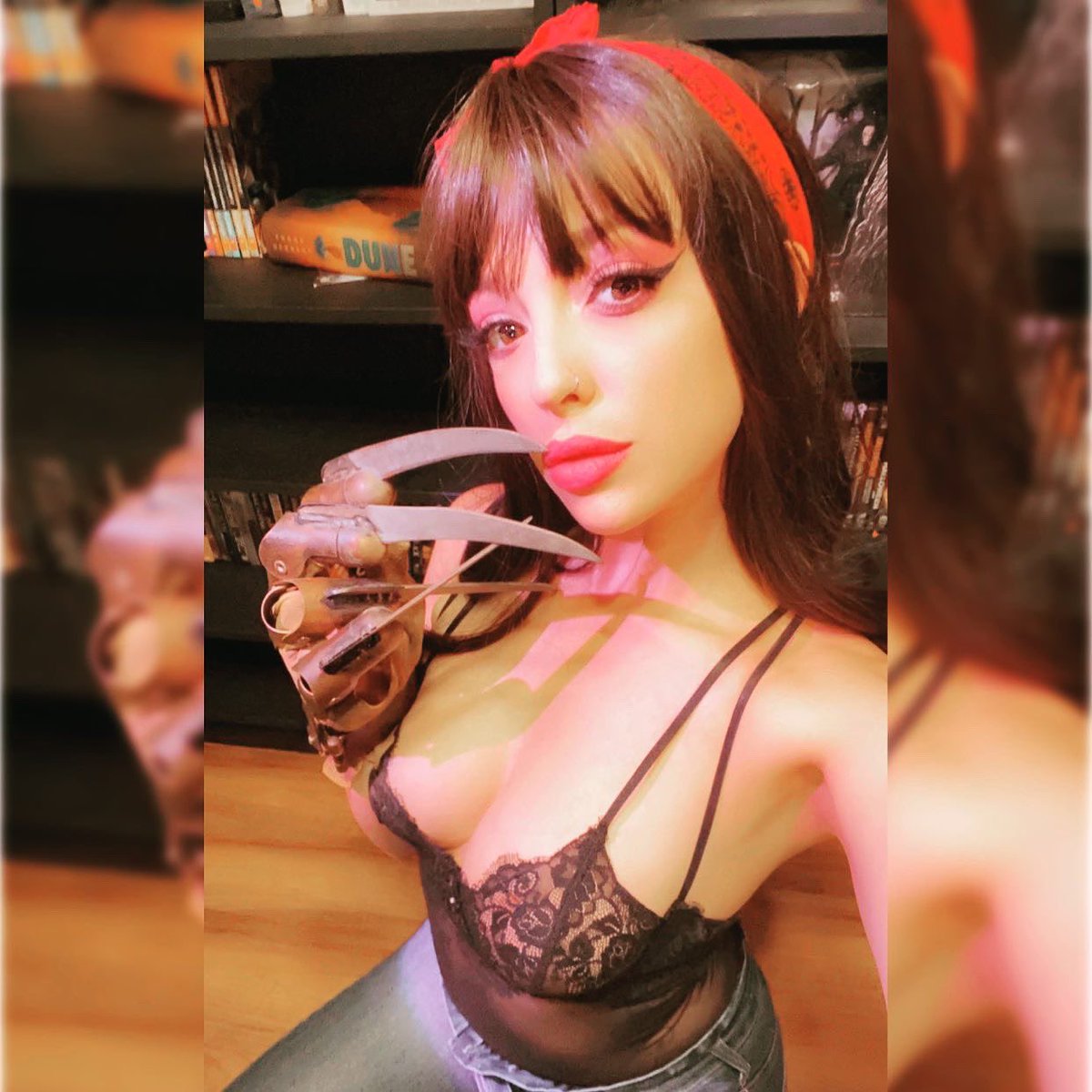 XHellPriestessX's tweet photo. “This is God…” -Fred Krueger 😴
#anightmareonelmstreet #freddykrueger #wescraven #welcometoprimetimebitch #imyourboyfriendnownancy #horrorpromo #horror #slashers #80shorror #youreallmychildrennow #itsonlyadream #horrorbabe #finalgirl #elmstreet #springwoodslasher #altmodel https://t.co/kKwsq4W603