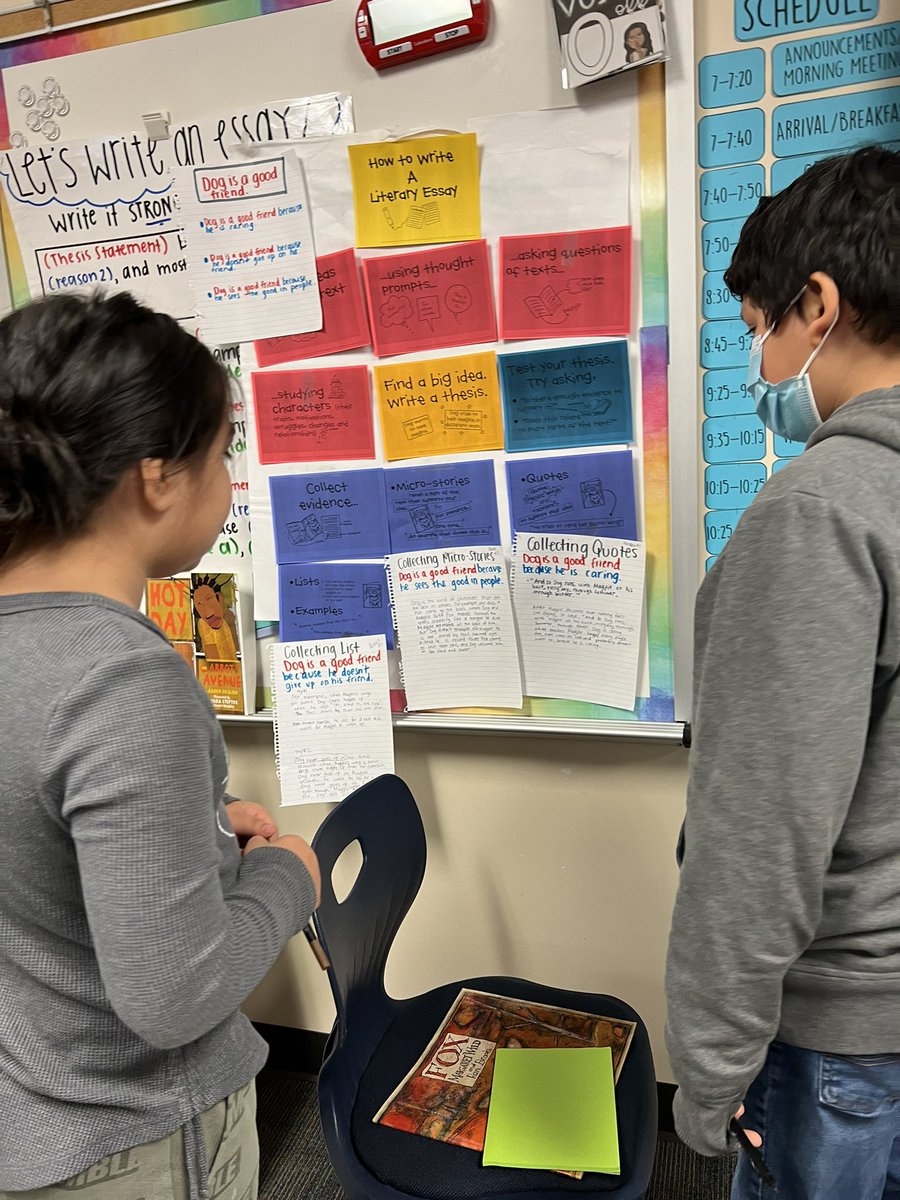 AngelaDAyala's tweet photo. I get excited when students use the charts in our classroom! https://t.co/OnKd1TVTlT