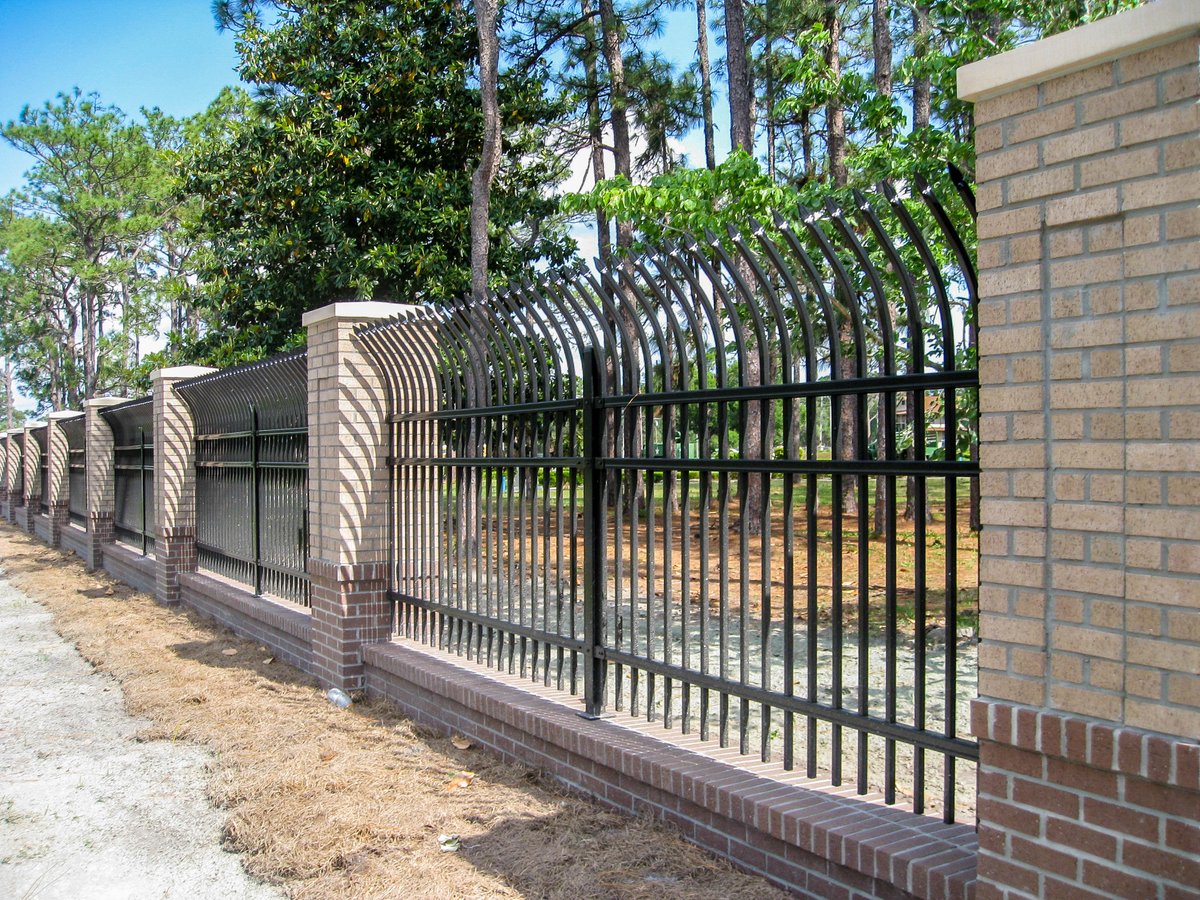 AmeristarFence's tweet photo. Are you planning a federal or military project? Reach out to our Government Security expert, Sean Rice, for product suggestions and assistance! Contact him here: https://t.co/EaA0MIsGn7 #AmeristarFence https://t.co/whVFGZ5K15