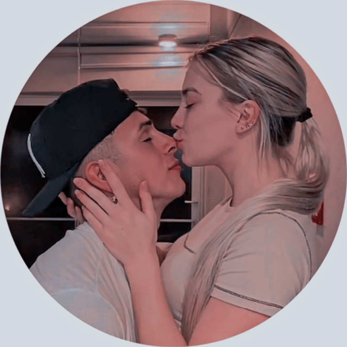 Son Todo Lo Q Esta Bien 😍💕
#Azutias #NuevaFotoDePerfil