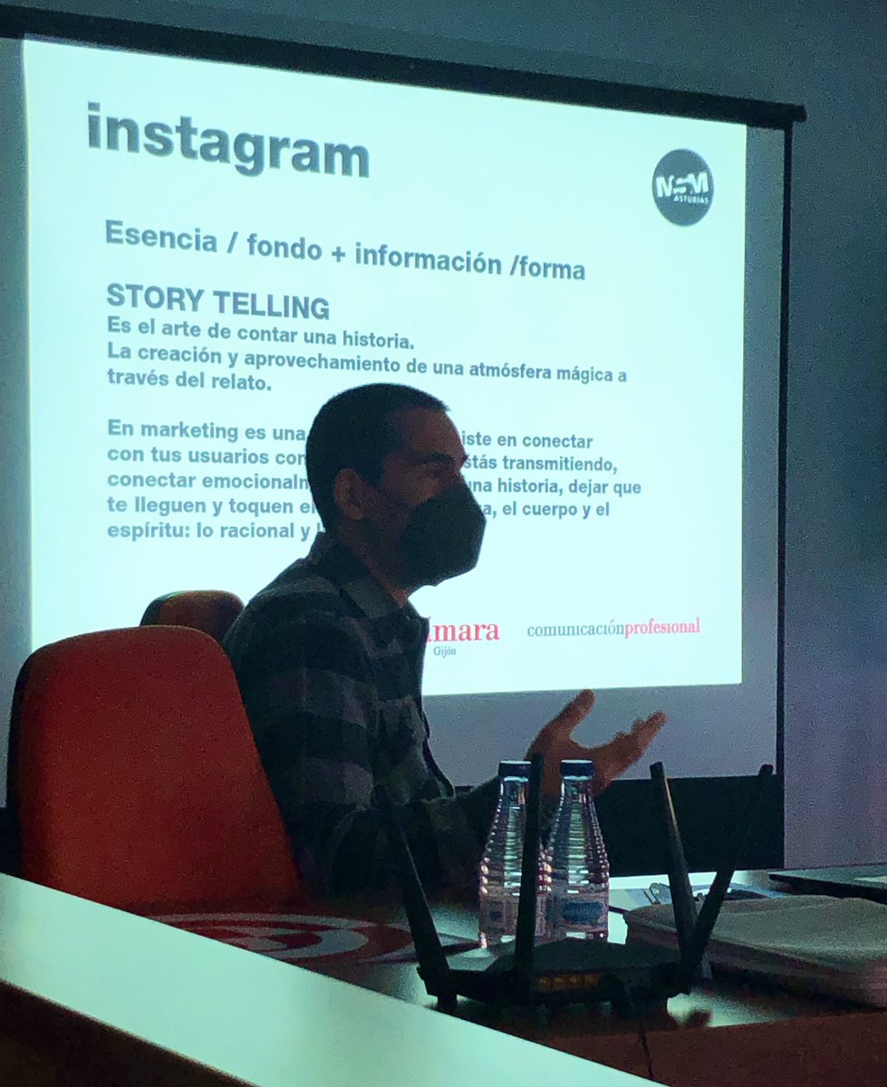 MasterSMMAST's tweet photo. 👩🏻🎓#Alumnos11 👨🏻🎓 METIDOS EN FAENA‼️‼️ con @ChusoSoria en #MasterSMMAST
Conecta, transmite 😍 haz sencilla y agradable la 📢 comunicación con tus seguidores 👥 en #Instagram
#SocialMedia
#RedesSociales
#personalidad #feelings ❤️ https://t.co/phBD1MgpMh