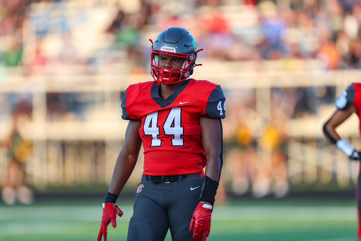 centralcatholic's tweet photo. ☘️🏈 CONGRATS to @chrisjack_44 on being named All-Northwest District D-II Defensive Player of the Year!!! KEEP IT ROLLING!!! Go Irish!!! #CentralToLife l #CentralToAthletics ☘️🏈

See Release Here ↩️
https://t.co/4YHhRyKJIb https://t.co/Kouj26CuYP