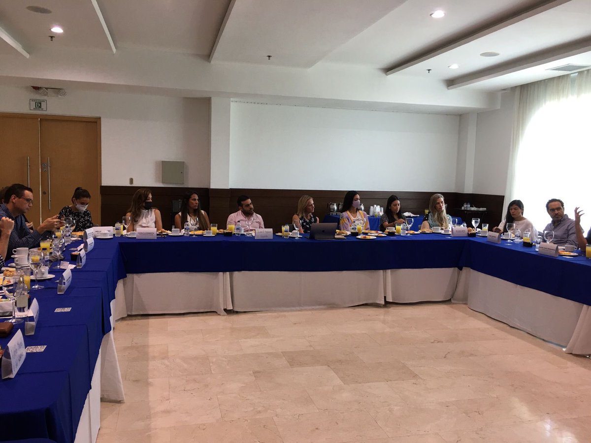 VickyOsorioS's tweet photo. #PBEstamosAquí | Hoy en compañía de nuestros #AsociadosProBaq trabajando en nuestra nueva estrategia de la agenda Intersectorial del territorio. 

#YoSoyProBarranquilla https://t.co/wJpKitsVuC