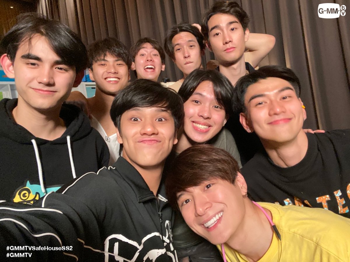 GMMTV's tweet photo. บ๊ายบายพี่คริส  พี่สุดน่ารักของน้อง ๆ  บ้าน Safe House❤️
#GMMTVSafeHouseSS2D4
#GMMTVSafeHouseSS2 #GMMTV https://t.co/G9nSwg822p