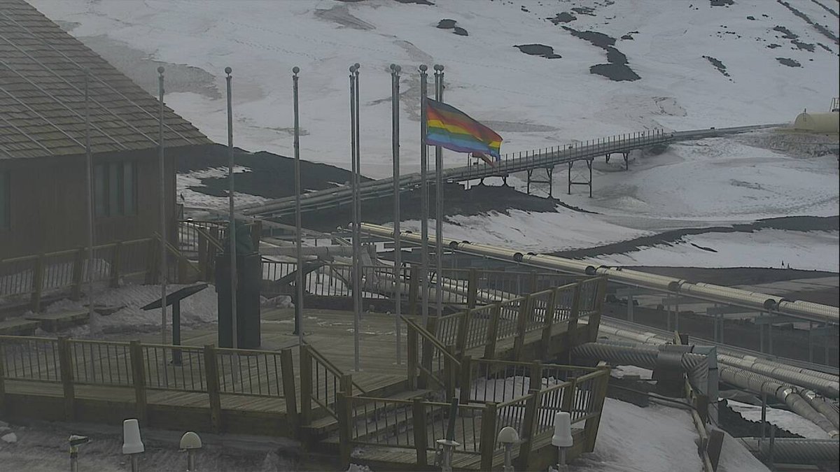 AntarcticaGov's tweet photo. We see you ITC-Prime and thank you #PolarPride #AQPride
📍McMurdo Station, Ross Dependency, New Victoria, East Antarctica https://t.co/b80k06RrhV