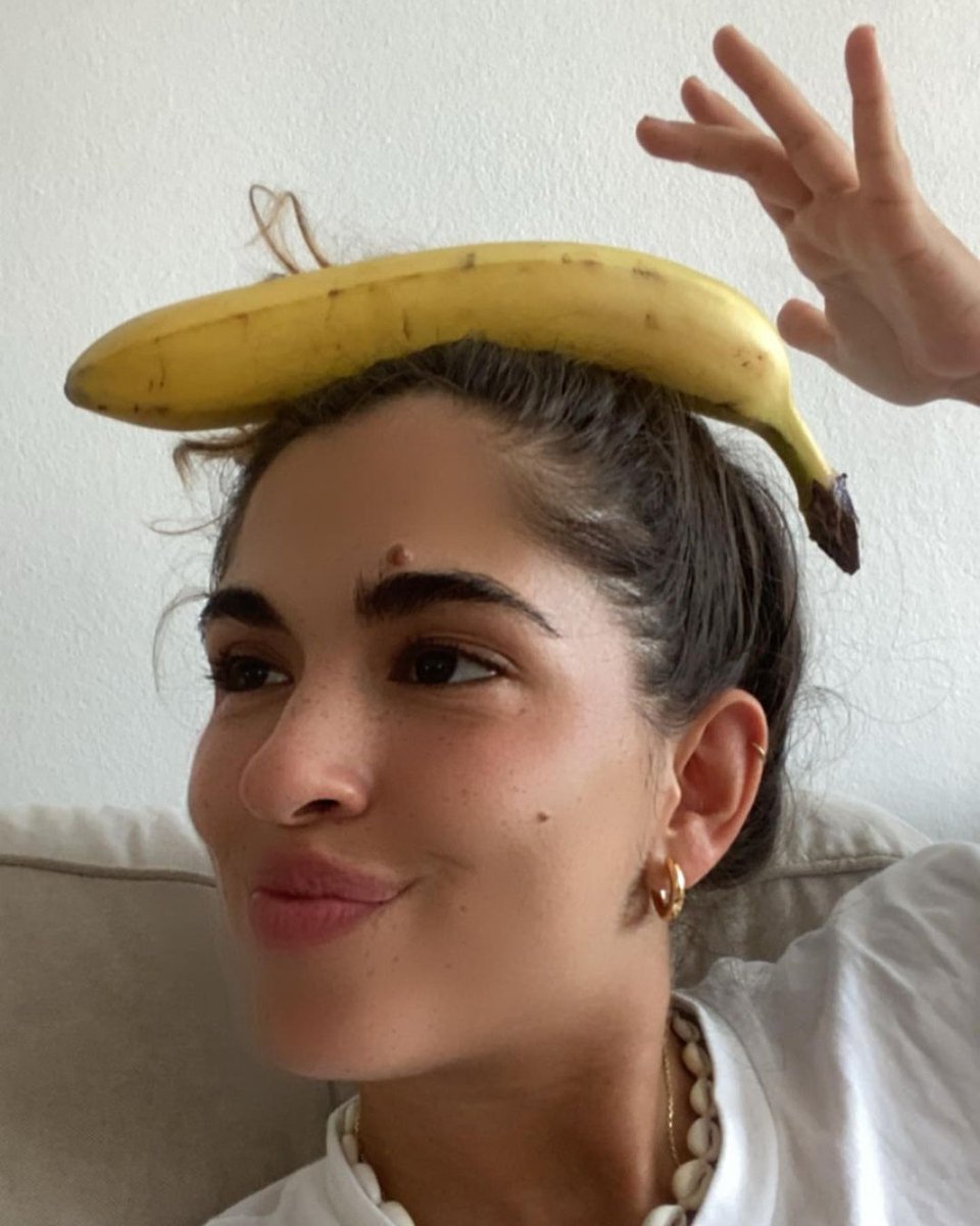 SonyMusicSpain's tweet photo. No os pasa que últimamente se os pasan las semanas muy lentas y los findes muy rápidos 😶 ¡Feliz Domingo! https://t.co/38XG1Ghhlu