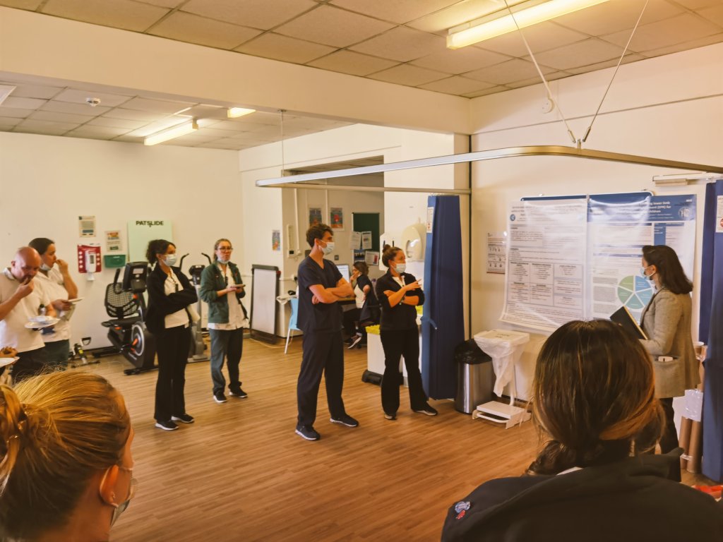 sherron_furtado's tweet photo. Inspiring work from all speakers, presenting their posters today 👌😀🤗
&amp; Was exciting presenting our Teams work 😍 Enthusiastic audience &amp; Fab discussions at Poster #research Festival, Research &amp; Audit Forum 😇👌@RnohTherapies @RNOHnhs
View program here:
https://t.co/cI2kopCSTy https://t.co/rHaINm5pZM