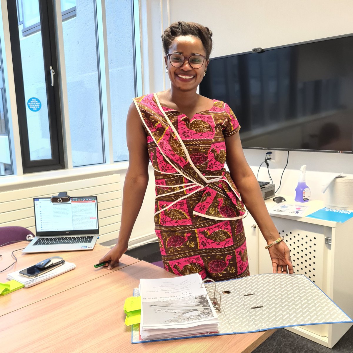 mpasspast's tweet photo. Congratulations to Dr Ofori! Of 2009 year group. @Abena_Dedaa's thesis makes several important contributions and offers rich empirical insights. Well done on an impressive defence! π
#Abusua #odawuro @GreatMpass_
@mpasspast #thehighestgood
https://t.co/xRrpimSSEx
