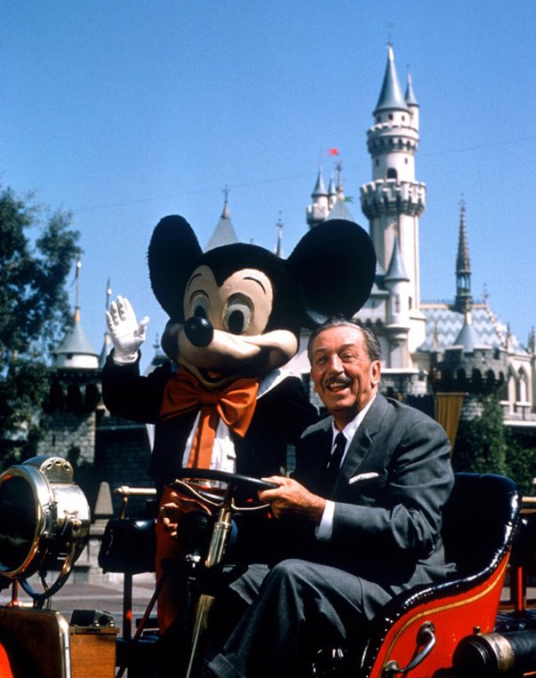 WDWNT's tweet photo. Happy 93rd birthday to Mickey and Minnie Mouse! Thanks for always welcoming us home! https://t.co/62DXZFd7tO