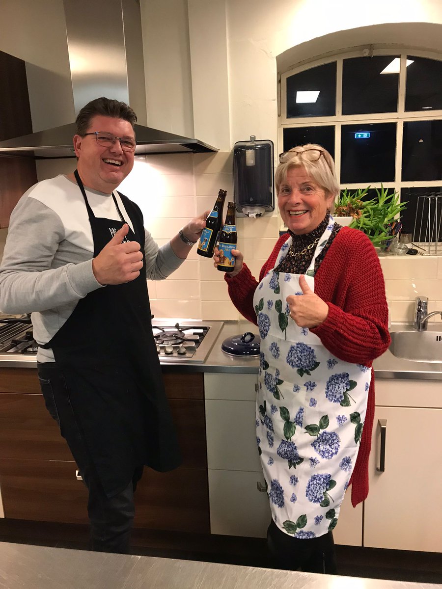 WaltervanGeffen's tweet photo. Proost! https://t.co/zWORz8bm3R