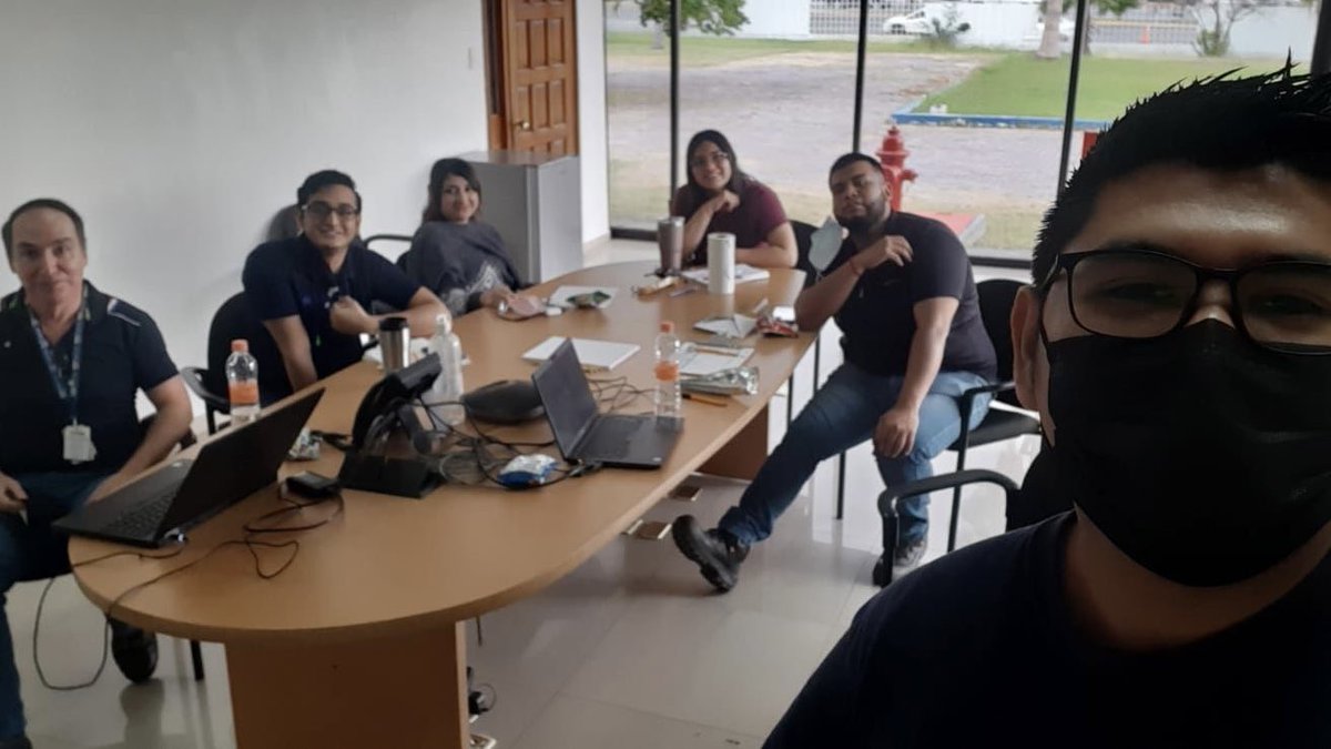 clelac_mx's tweet photo. Así vive el equipo de Mueller el 2do Día de la tercera edición del Día de la Calidad🙌🏽 #SoyCLELAC #DíaDeLaCalidad https://t.co/DHi0wppwmJ