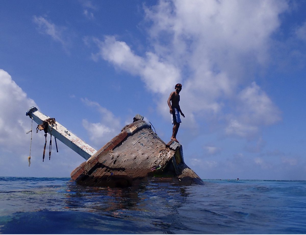 HevanaHolidays's tweet photo. Experience The famous Shipwreck with us. 🇲🇻☀️
.
#maldives #VisitMaldives #hevana #hevanamaldives #shipwreck #vaavu #vaavuatoll #keyodhoo #nature #ocean https://t.co/OaiMbL5Fym