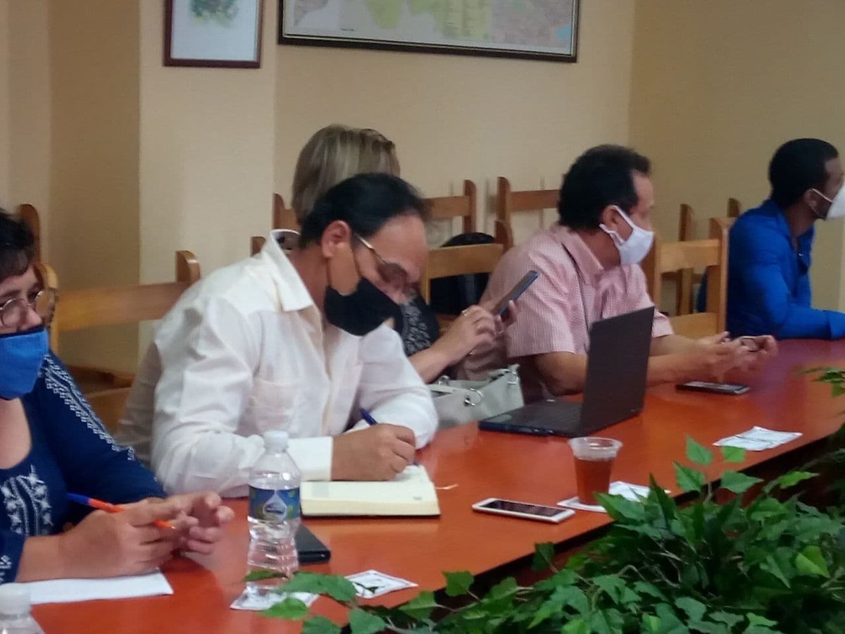 Creación de una nueva carrera de nivel superior. Exposición del programa por la doctora en ciencias Mariuska Sarduy Gonzáles  Con esta carrera de Ciclo Corto la Facultad de Contabilidad y Finanzas se convierte en una facultad que cuenta 4 carreras de educación superior