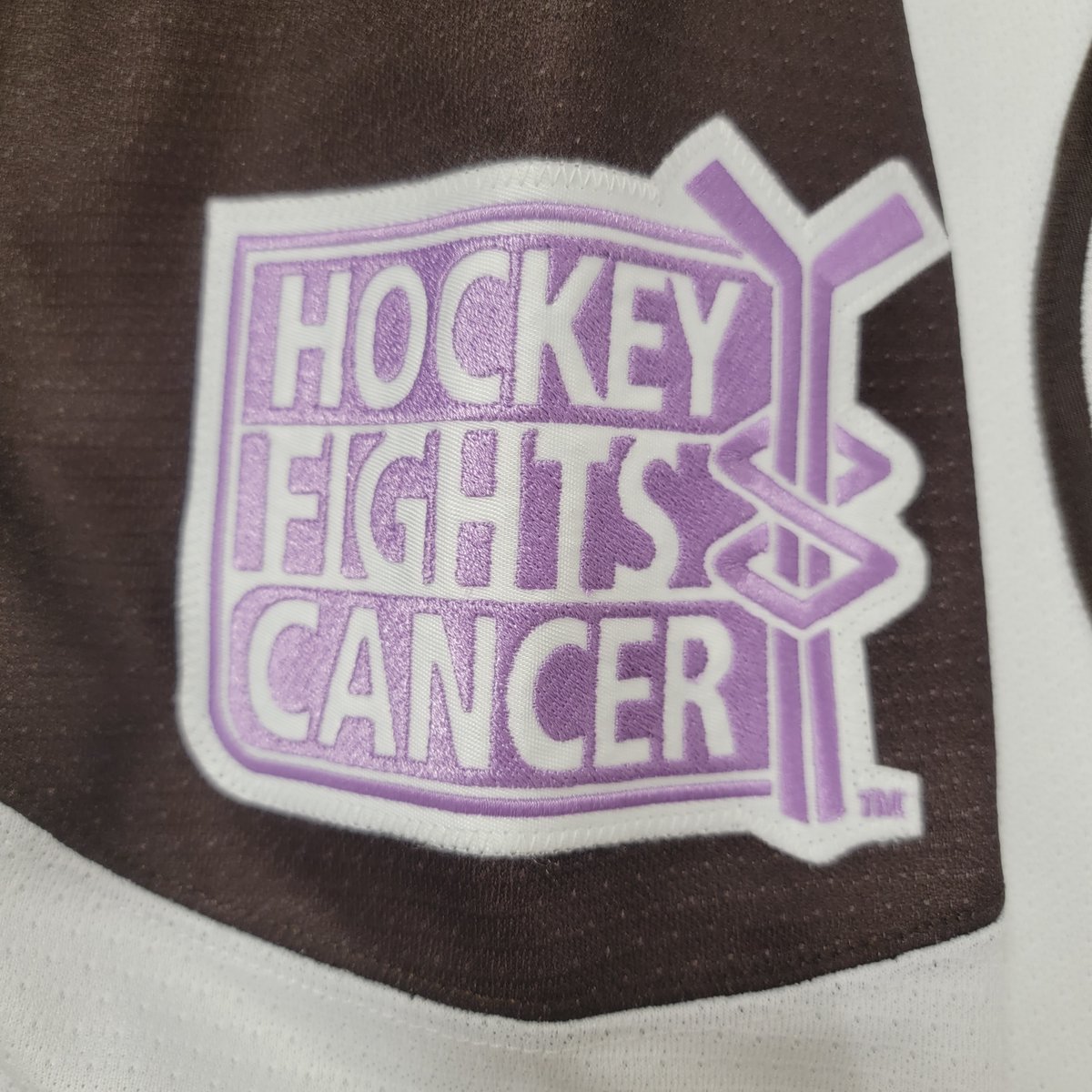 NYCKMcG's tweet photo. #IFightFor in honor of my Dad. Join our @TheHersheyBears this Sunday, 11/21, for the #HockeyFightsCancer game. Learn more, https://t.co/tzLj0MRNqn.
#HBH #HersheyPA #HersheyBearsCares #AHL https://t.co/oGYz3M5tEB
