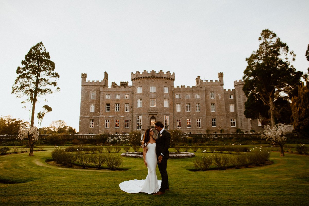 RomanticCastles's tweet photo. @markree Castle is an exclusive-hire venue which means on your wedding day Markree Castle is completely yours - treat yourself, family, friends and loved ones to an Irish castle that's just for you for the duration of your wedding celebrations.

#weddings #discovermarkree https://t.co/cg8cdQNzA9