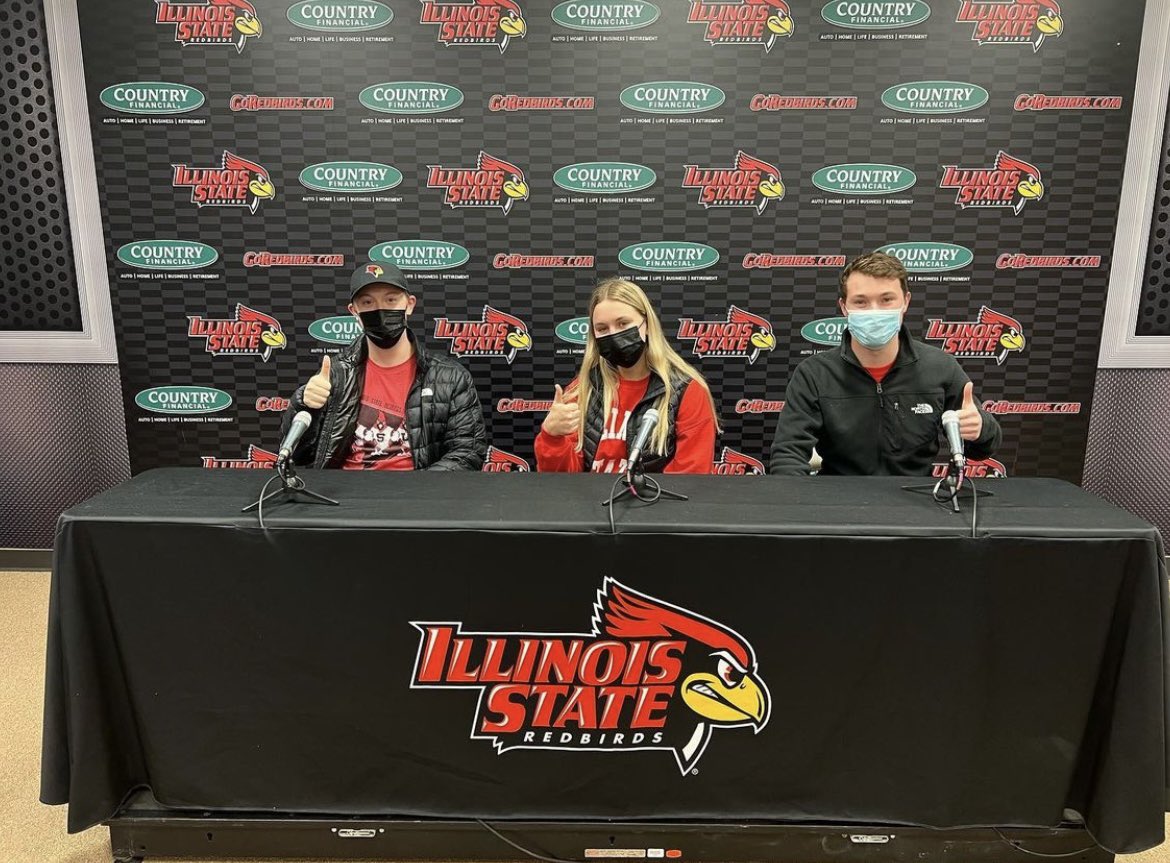 On Tuesday, SMSA members attended the ISU Men’s 🏀Game v. Murray State. We want to give a HUGE thank you to Zachary Schroeder for the behind the scenes tour of Redbird Athletics! Even though the Redbirds came up short, this was a great professional experience+we all had a blast!