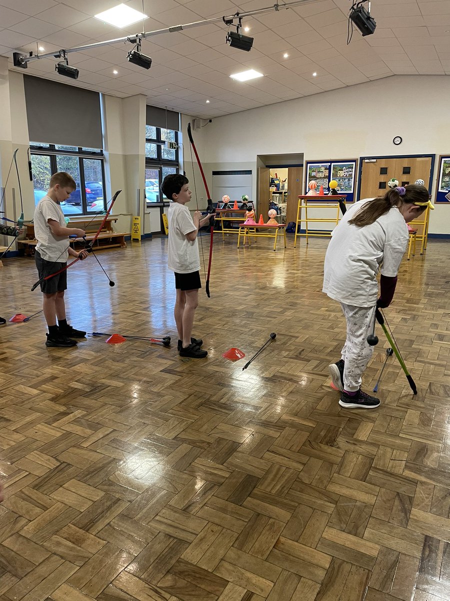 Willowbrook_PE's tweet photo. Our children are really enjoying Arrow tag after school@club with @PEG_Exe #primaryPE #afterschoolclub #sportspremium https://t.co/d78duaPoSj