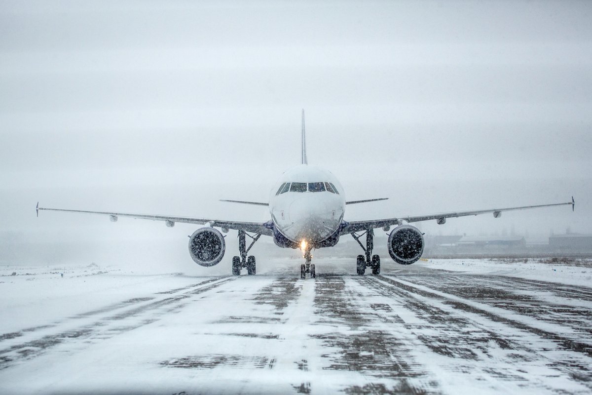 FAANews's tweet photo. Attention airport operators! Have you brushed off your snow and ice control plans to keep runways safe during winter weather? We have tips to help you prepare for operating during the colder months. Learn more at https://t.co/lcnkREKWSf. #WinterReady https://t.co/DoQw2BkPBA